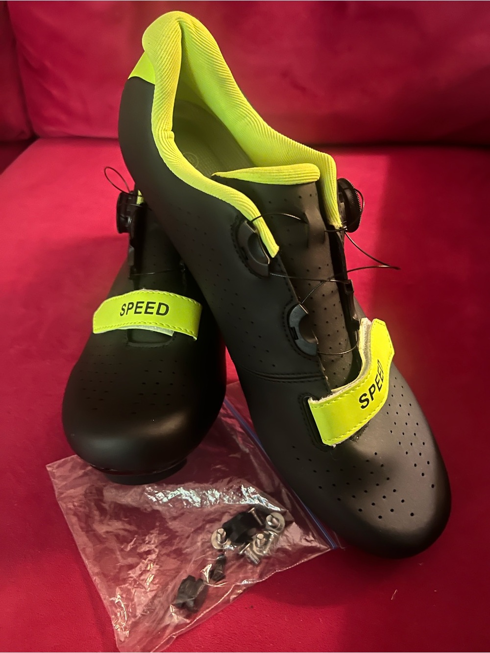 New Cycling Shoes Men's Size 46 Dial Closure 3-Bolt Cleat Road Bike NWOT "SPEED"